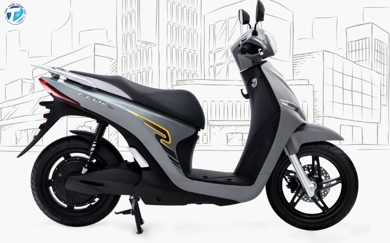 Xem xét về pin khi mua xe máy điện